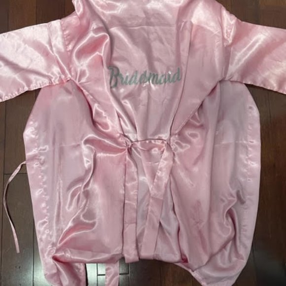 Bridesmaid Rode - Picture 1 of 1